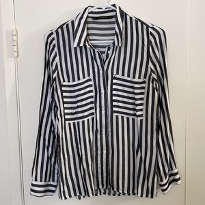 Zara Black and white button down. Size XS